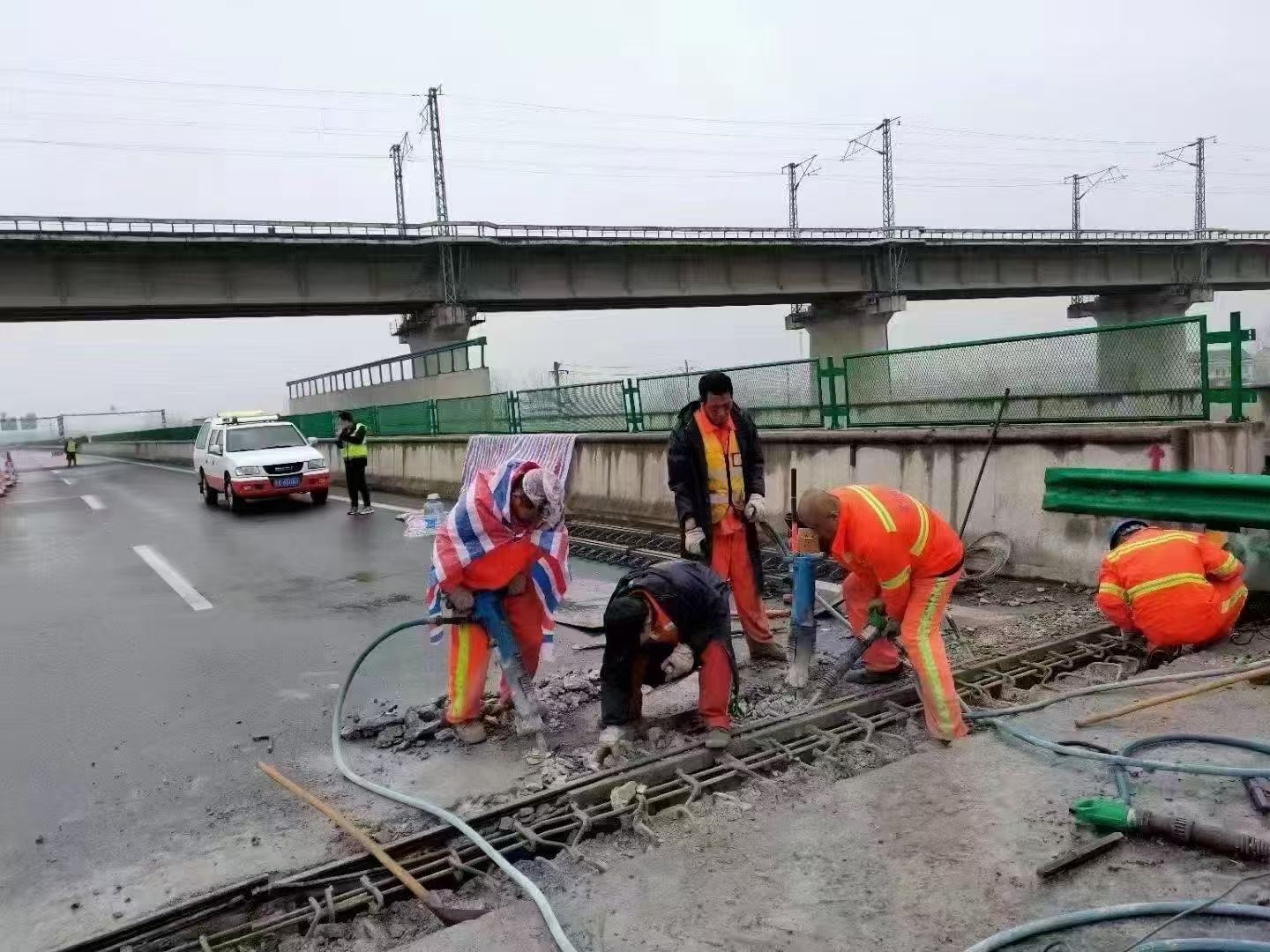 甘孜桥梁伸缩缝抢修料